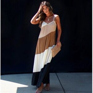 VICI Castaway Summers Colorblock Maxi Dress - Taupe/Multi / M